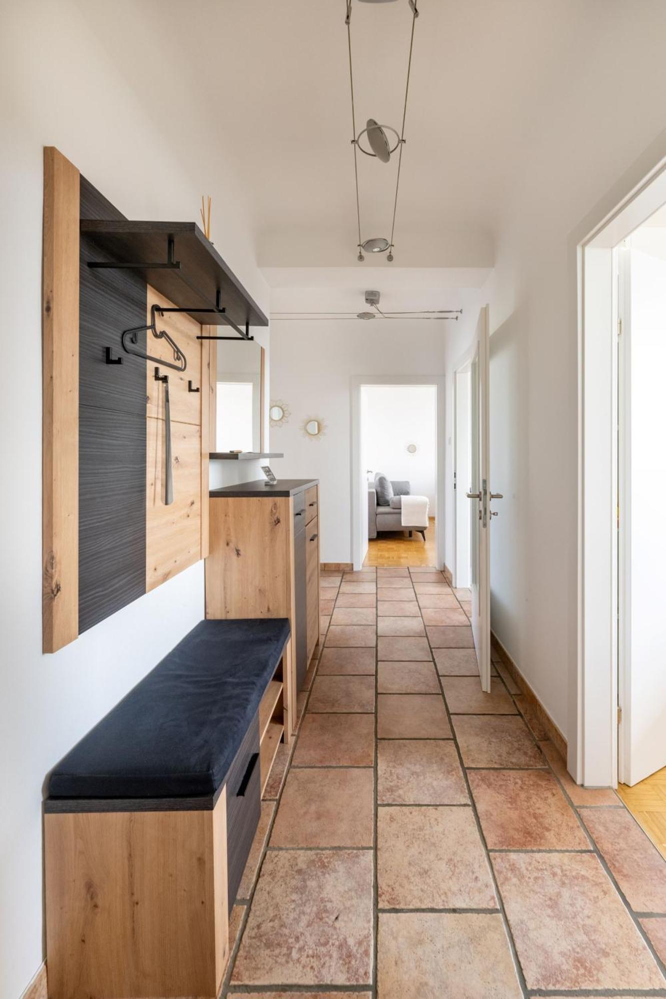 Tamliving Zentrum Luxus Parken Messe Wifi Traumaussicht Sunrise&Sunset Graz Exterior foto
